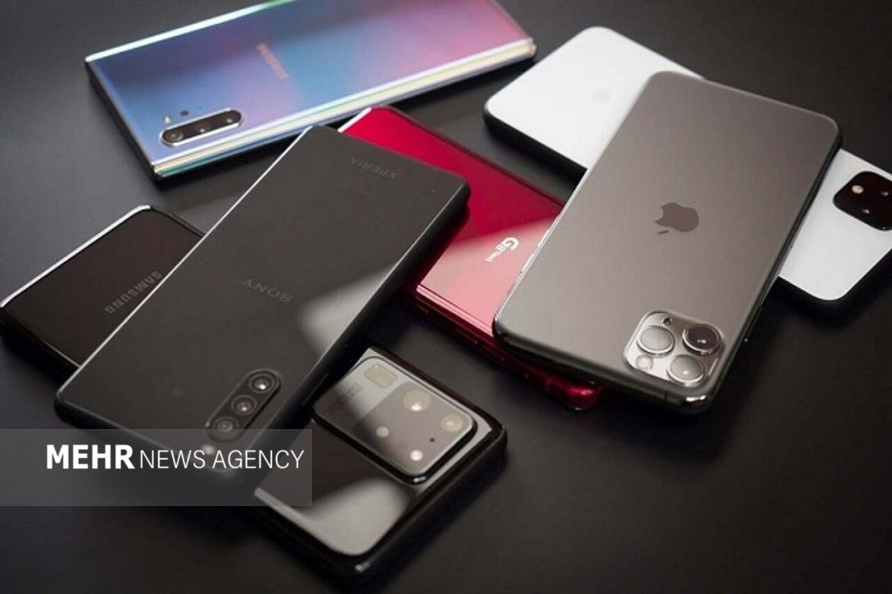 واردات ۶.۴ میلیون گوشی تلفن همراه در ۸ ماهه امسال