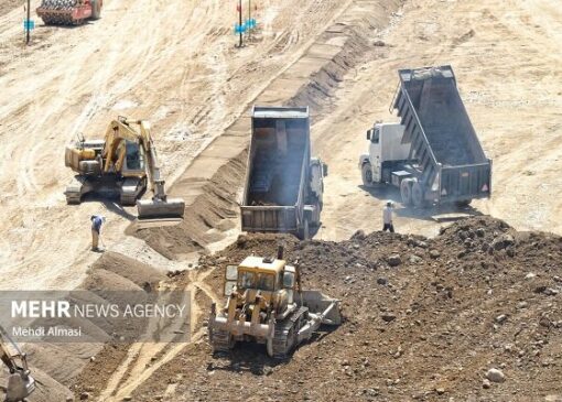 کاهش سهمیه گازوئیل ماشین‌آلات سنگین راه‌سازی صنفی به یک‌پنجم
