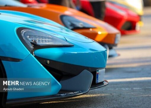 سهمیه بنزین خودروهای خارجی با موتور بالای ۱۳۰۰ سی‌سی حذف شد