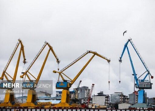 اصلاح آیین‌نامه کولبری و ملوانی در دستور کار دولت+ جزئیات