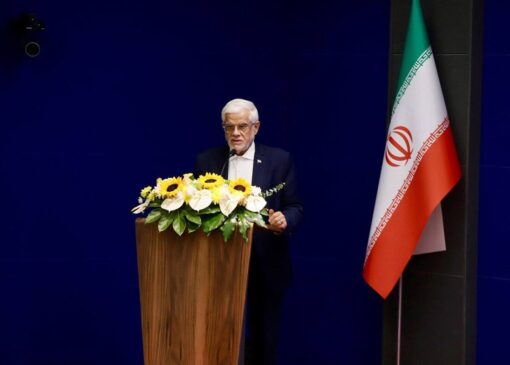 عارف: باید امنیت مردم را با تجهیزات جهانی در خودرو تأمین کنیم