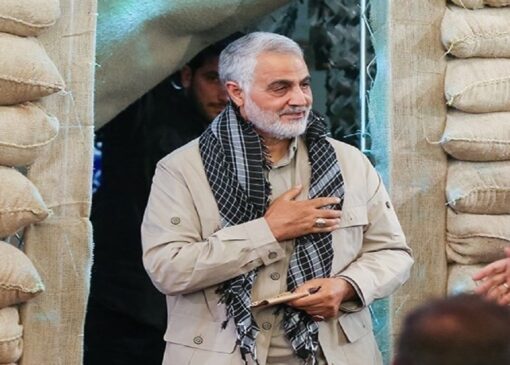 خاطره امیر شکاری از همرزی باشهید سلیمانی؛ از فرمان پوتین‌ها را درنیاورید تا وداع بر پیکر پاره‌پاره