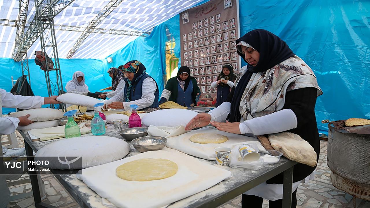 خدمت‌رسانی مواکب به زائران شهید حاج قاسم سلیمانی در کرمان