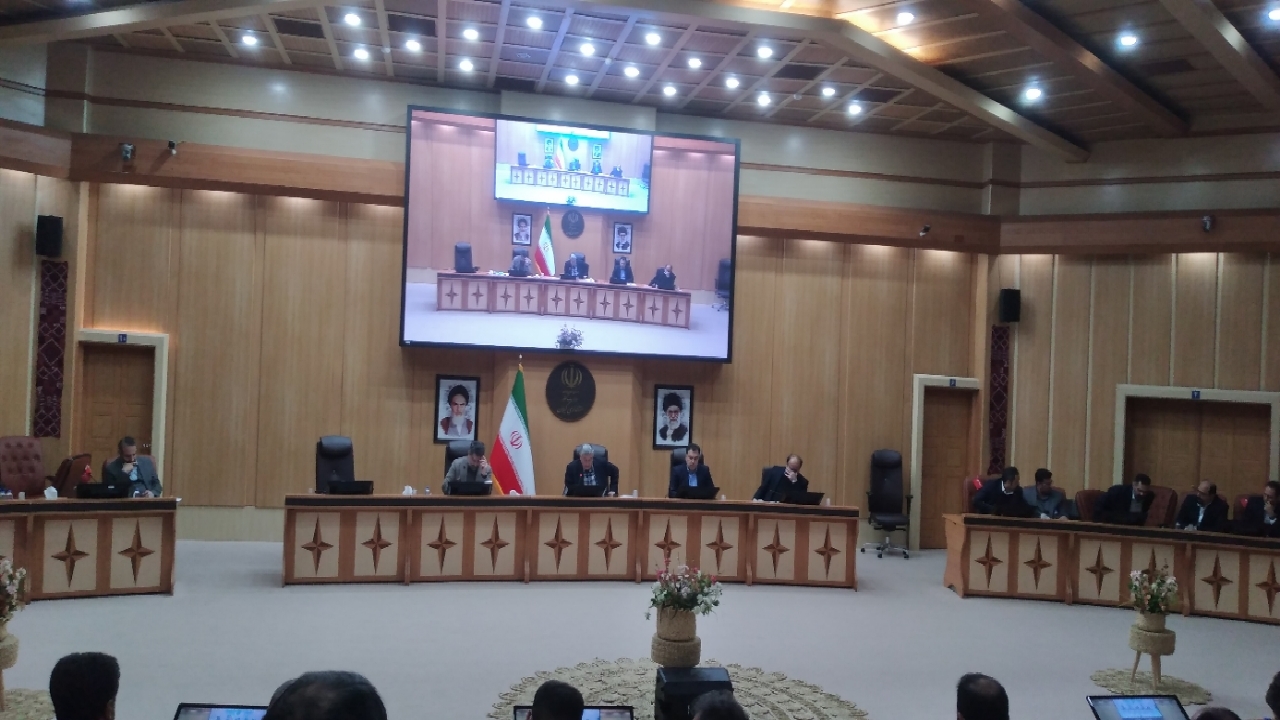 ضرورت نصب پنل های خورشیدی در شهرداری ها