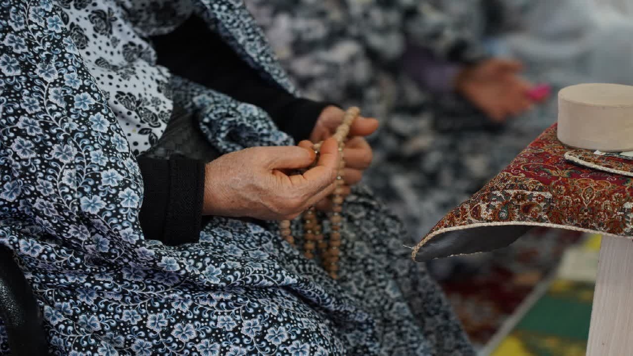 حال و هوای معنوی اعتکاف در مساجد خرم‌آباد + تصاویر