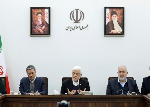 عارف: نباید با بخشی‌نگری در مسئله آب، استان مجاور را تحریک کرد