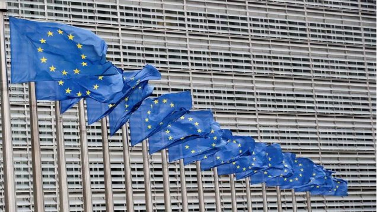 کمیسیون اروپا: زود است درباره اقدام آمریکا در ونزوئلا قضاوت کنیم