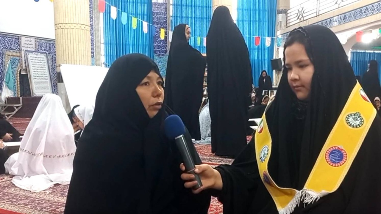 گزارش ویدئویی از برگزاری مراسم معنوی اعتکاف بانوان در شهرستان صالح آباد