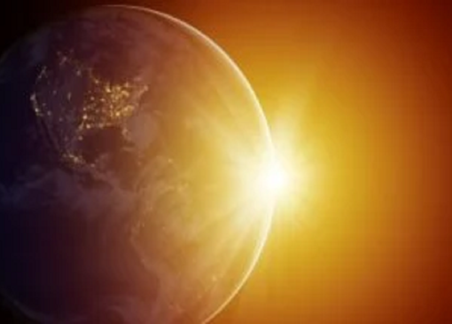 اگر خورشید ناگهان منفجر شود چه اتفاقی می‌افتد؟