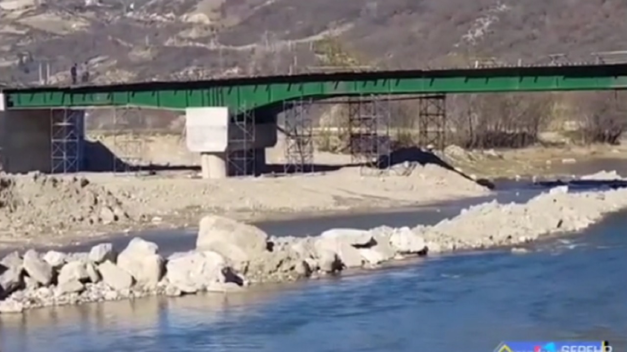 ضرب‌الاجل استاندار برای تکمیل پروژه‌های راه‌سازی ساری پیش از عید نوروز