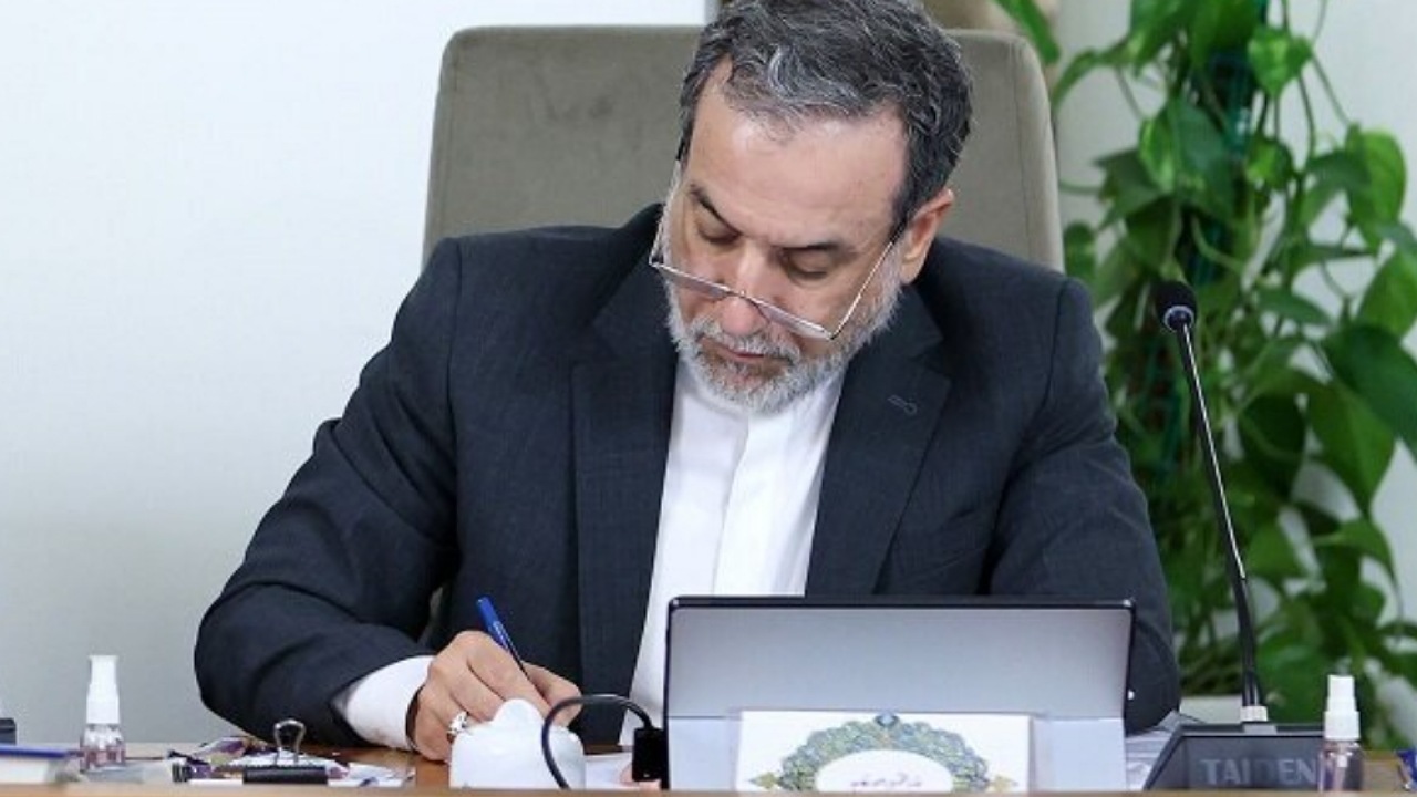 نیرو‌های مسلح ما انگشت برماشه آماده‌اند