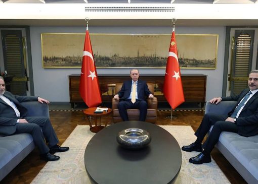 قدردانی وزیر خارجه از مواضع قاطع ترکیه در حمایت از حاکمیت ملی ایران