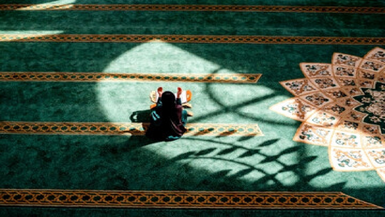 پیوند حیرت‌انگیز میان «رجا» و «خوف» در مناجات شعبانیه