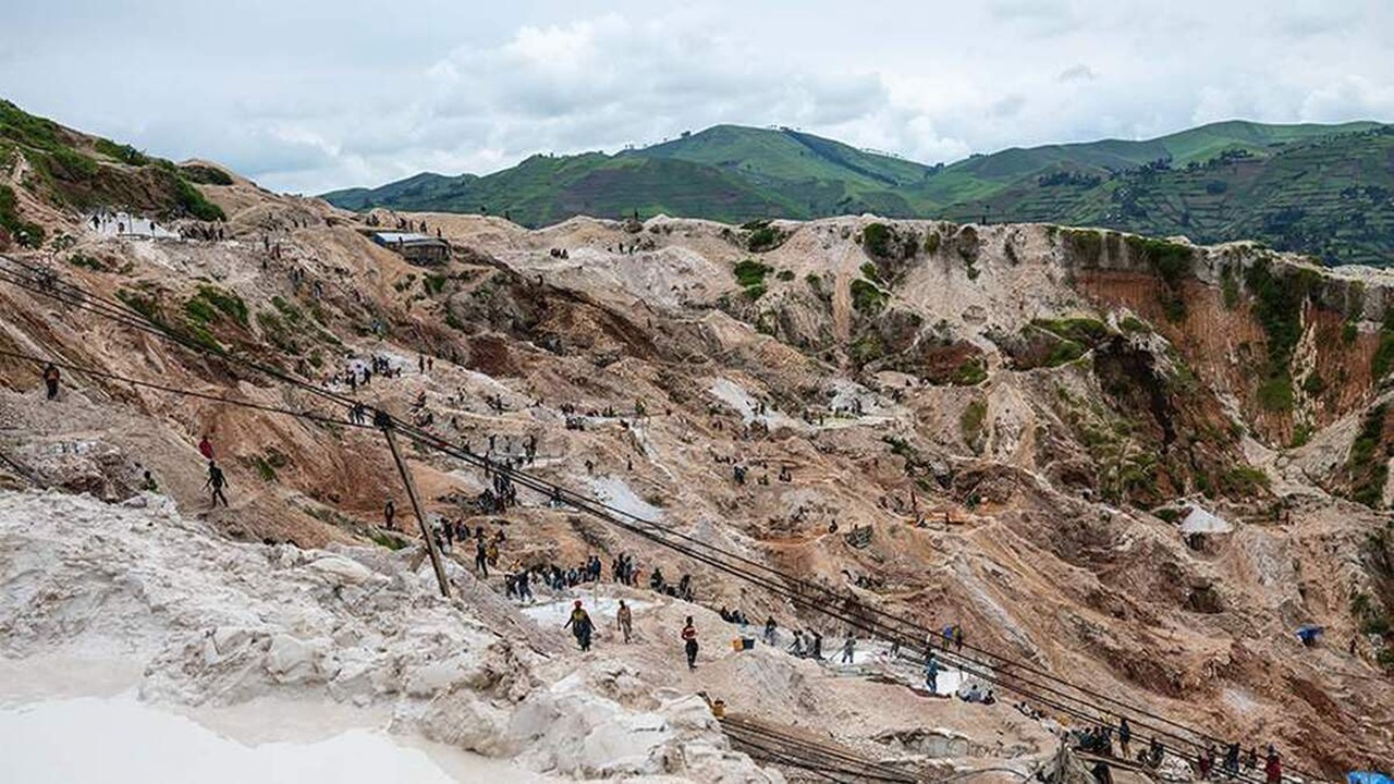 ریزشی مرگبار در معدن روبابیا + فیلم