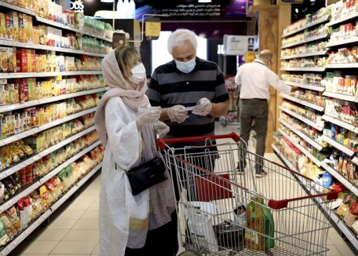 انتظار مردم از مسئولان حل مشکلات کشور است